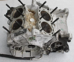 APRILIA TUONO 1000 V4 R 11-13 KOLBEN MOTOR BLOCK MOTORGEHÄUSE ENGINE HOUSING - Picture 1 of 20