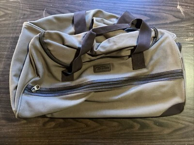 Bella Russo 20 x 11 x 11 Canvas Travel Carry or Rolling Trolley Duffle Bag - Image 1 of 4