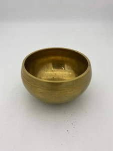 Gold Himalayan Hand Hammered Singing Bowl - Picture 1 of 3