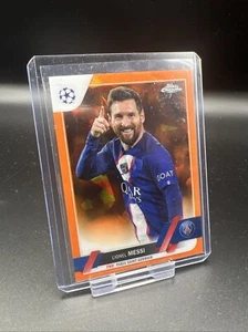 2022-23 Topps Chrome UCC Soccer Sapphire Orange Refractor Lionel Messi 7/50 - Bild 1 von 2
