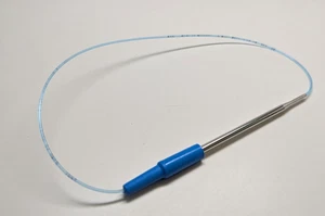 Addi Single Stitch holder 16" long x size US 8  Store Display Sample SM - Picture 1 of 2