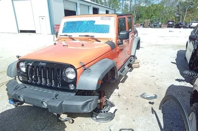 2015 Jeep Wrangler Automatic Transmission OEM 126K Miles - LKQ436630768 - Image 1 of 4