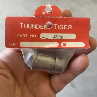 Thunder Tiger 25 Piston And Sleeve New Old Stock. Part Number 25/10. - Image 1 of 4