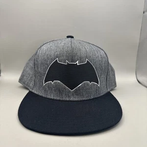 Justice League Hat Cap Snapback Batman 5 Panel Logo Gray/Black - Picture 1 of 7