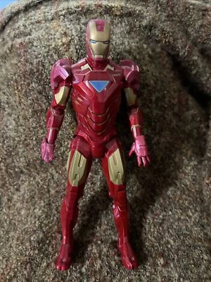 Figura de acción roja Talking Iron Man Marvel Hasbro 2010 posable se ilumina 10 pulgadas  Foto 1 de 4
