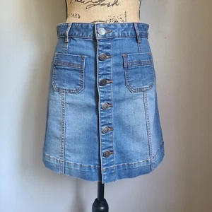 American Rag Fit And Flare Denim Jean Skirt Button Fly Sz 5 - Picture 1 of 5