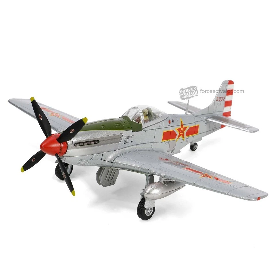 Forces of Valor MUSTANG P-51 D WW2 PLA AIRCRAFT 2nd FIGHTER SQUADRON 1:72 - Immagine 1 di 1