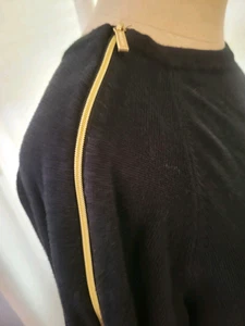 Michael Kors Black Sweater Dress Size S Long Sleeve with gold Zippers on sleeves - Foto 1 di 13