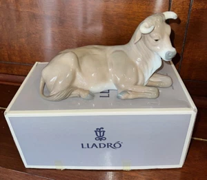 Lladro # 1390 - Ox Calf - Animal - Nativity Set Group 1400 Christmas Figurine - Picture 1 of 4