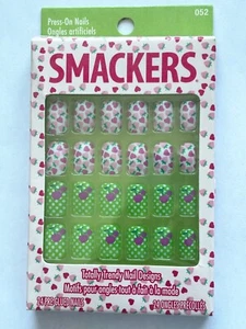 Smackers Uñas Prensadas, Uñas Artificiales Prepegadas, Rosa y Verde Multicolor - Imagen 1 de 4