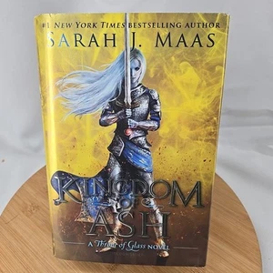 Throne of Glass Kingdom of Ash by Sarah J Maas 2018 1st Edition 1st Printing HC - Picture 1 of 5