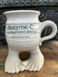 Taza de cerámica publicitaria vintage Armour Pharmaceutical Biozyme-C con pies XLNT RARA - Imagen 1 de 9