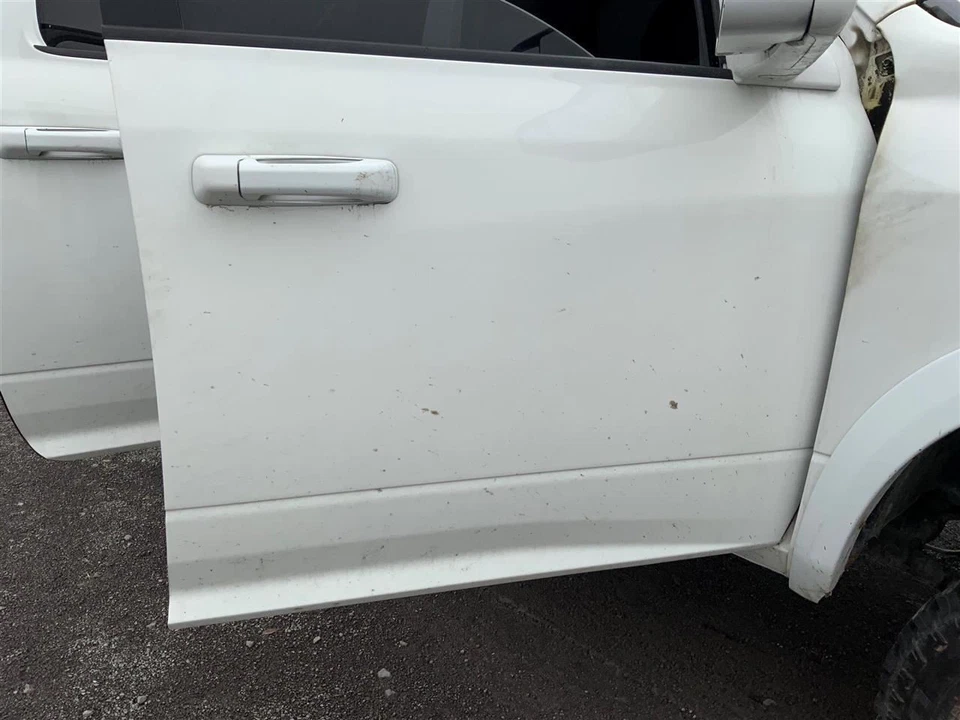 2009-2023 Dodge Ram 1500 Crew Cab Passenger Front Door PC-PW7 White OEM Foto 1 de 4