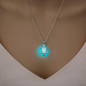 Mode Grün Schildkröte Leuchtende Anhänger Halskette Leuchten im Dunkeln Schmuck Frauen - Bild 1 von 4