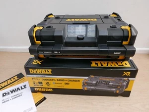 DeWALT DWST1-81079 TSTAK DIGITAL DAB FM RADIO CHARGER - Picture 1 of 2