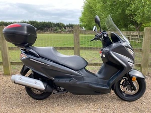 Suzuki UH 200cc ALB Burgman Scooter - Picture 1 of 21