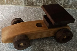 HANDCRAFTED WOODEN RACE CAR - Picture 1 of 5