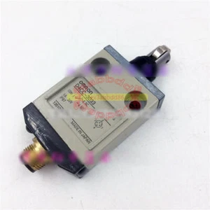 1piece For Omron D4CC-3033 Limit Switch New - Picture 1 of 1