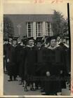 1971 Press Photo Graduates In Cap & Gown At Siena College, New York - Tua74359