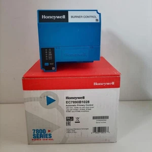 NUEVO CONTROL DE QUEMADOR HONEYWELL EC7890B1028 EC7890B1028 por Fedex o DHL - Imagen 1 de 5
