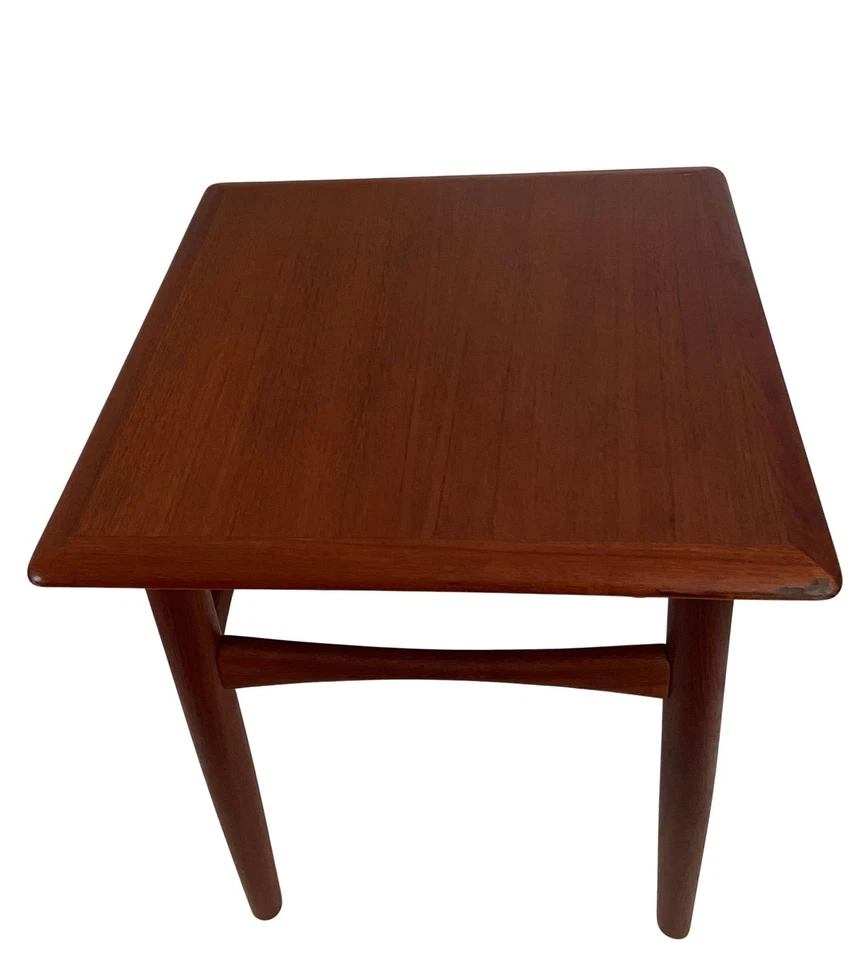 MCM Danish Modern Side Table End Square Teak Vintage - Image 1 of 4