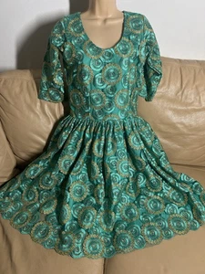 African green Nigerian party/ church dress outfit - Picture 1 of 17
