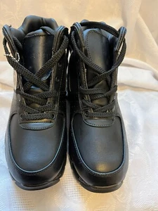 ZAPATILLAS NIKE - TALLA 7.5 AIR MAX GOADOME NEGRAS-NEGRAS #865031 009 TOP ALTO - Imagen 1 de 3