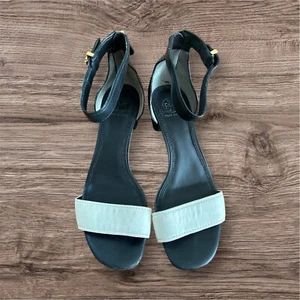 Tory Burch Black & Cream Ankle Strap Leather High Heel Block Size 9 M Gold Trim - Picture 1 of 7