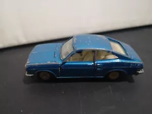 P714-TOMICA No8 SUNNY 1200GX - Picture 1 of 5