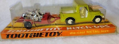 Tootsietoy Hitch-Ups-Jeep Hauling 2 摩托车-全新包装 — 第 1/3 张图片