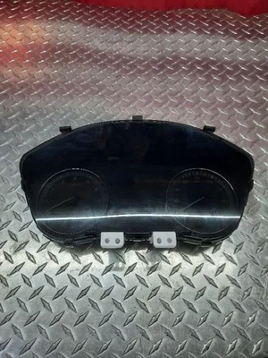 Приборная панель 2015 Hyundai Genesis от оригинального производителя - Изображение 1 из 4