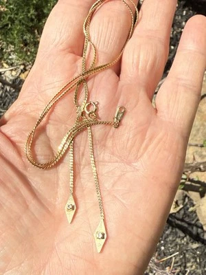 "Collar Lariat colgante con diamantes de imitación cadena serpiente tono dorado brillante Avon 18""" Foto 1 de 4