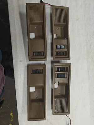 1994 - 1996 年别克 Roadmaster 门板插入件 — 第 1/4 张图片