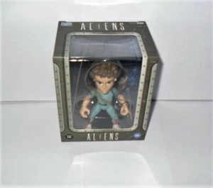 LOYAL SUBJECTS ALIENS ACTION VINYLS SINGLE FIGURE ELLEN RIPLEY BLUE SUIT 2/12 - Picture 1 of 1
