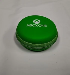 CUSTODIA CON LOGO ROTONDA XBOX ONE PER AURICOLARI (UGC) - Foto 1 di 3
