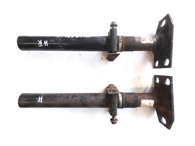 Soporte amortiguador parachoques trasero VOLVO 780 cupé Bertone 1325224 1325222 Foto 1 de 3