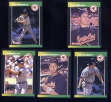 1989 Donruss Baseball Card #326 Mike Devereaux BALTIMORE ORIOLES