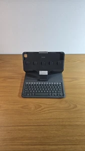 ZAGG Combo Keyboard Case for iPad 7 8 9 Gen. and Air 3rd PN ZKB102PMN53 Untested - Picture 1 of 18