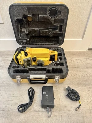 Topcon GTS-233W 3" Total Station w/ Battery Charger & Transport Case GTS-200 - Image 1 of 4