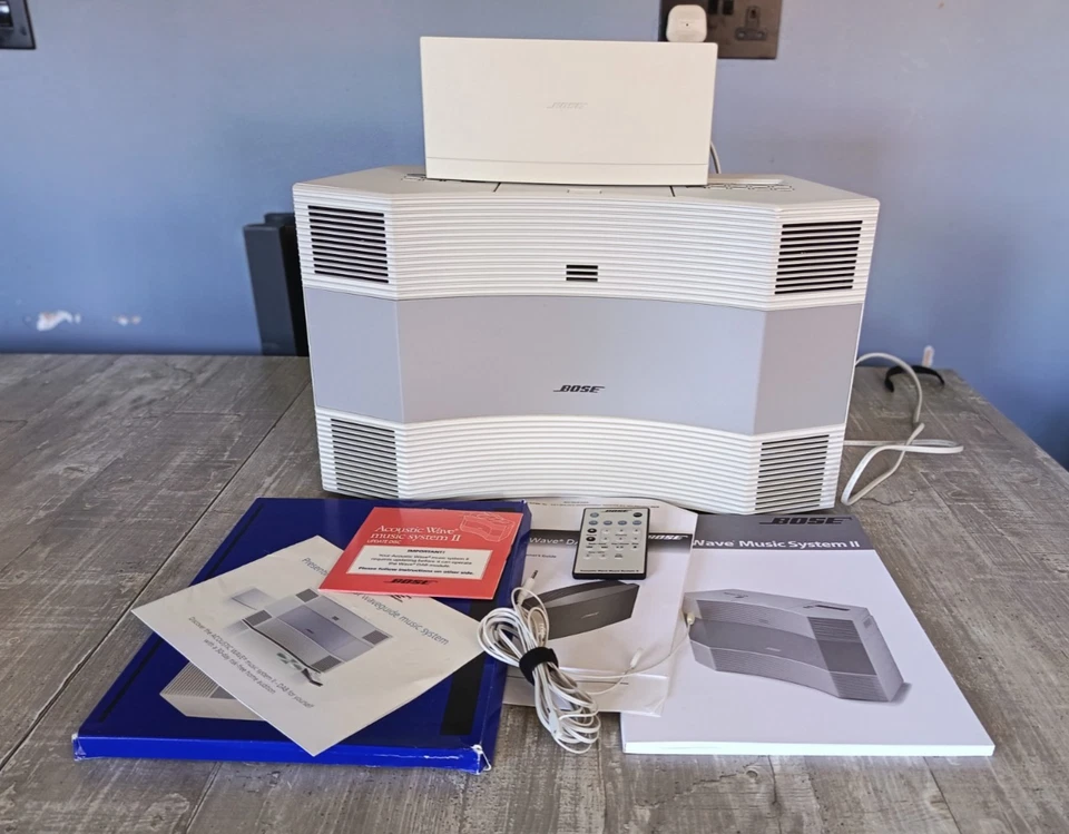 Bose Acoustic Wave Music System II + DAB module - White - Image 1 of 4
