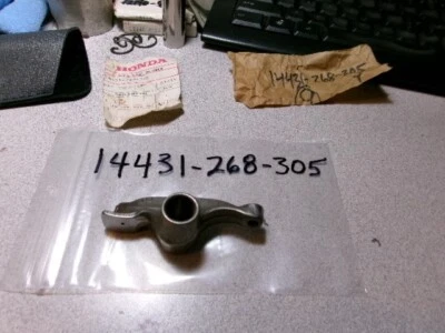1961-66 HONDA CA CB CL 77 72 VALVE ROCKER ARM    NOS OEM 14431-268-305 - Image 1 of 4