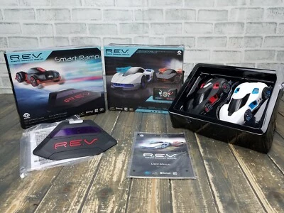 WowWee R.E.V. REV Robotic Enhanced Vehicles Battle Pack 2 Cars + Smart Ramp - Image 1 of 4