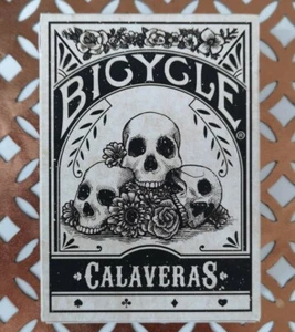 Nuevo mazo numerado de bicicleta de marca Calaveras USPCC muerto en papel - Imagen 1 de 7