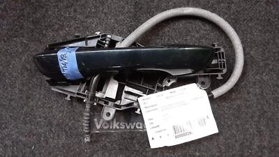 VOLKSWAGEN TIGUAN Passenger Door Handle 510837206K  W/5NN837812A Mount - Image 1 of 3