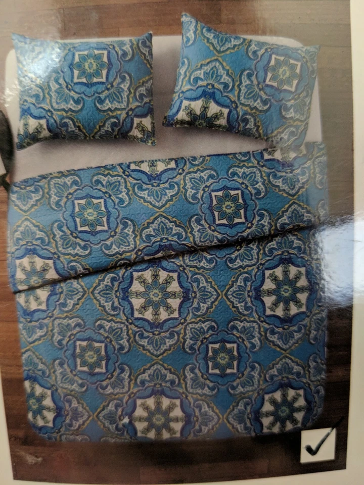 Bedford Queen 3 Piece Quilt Patchwork Blue/White/Yellow Bedspread Bedding Set - Image 1 of 4