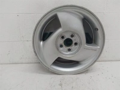 1997 Pontiac Grand Am 16x6 Aluminum Wheel  - Image 1 of 4