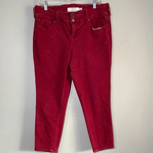 Pantalones de mezclilla cortos rojos torrid Bold - Imagen 1 de 9