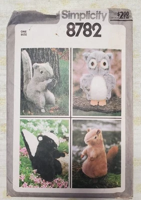 8782 Simplicity Vintage Sewing Pattern Woodland Animal Stuffed Toys FF Uncut New - Image 1 of 4