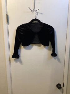 Girls NWOT "Zunie" blk velvet cropped long sleeve ruffled cuff,bolero Size 7 - Picture 1 of 2