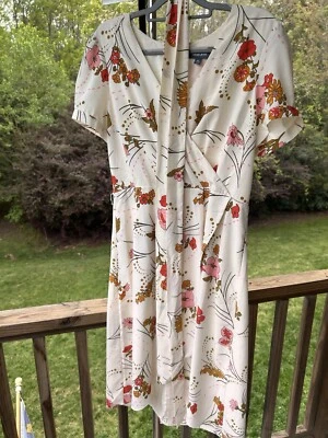 Modcloth Poetic Presence Faux-Wrap Floral Dress Pockets XL - Image 1 of 4